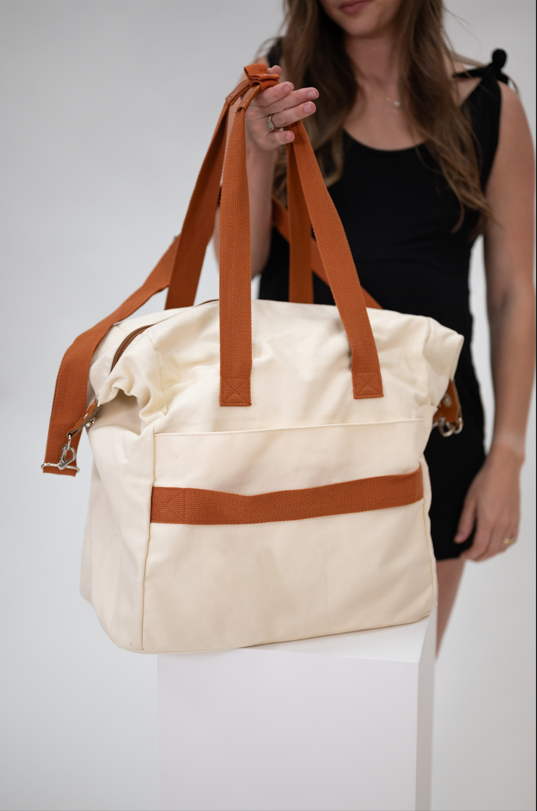 Lila Duffel Bag in Cream