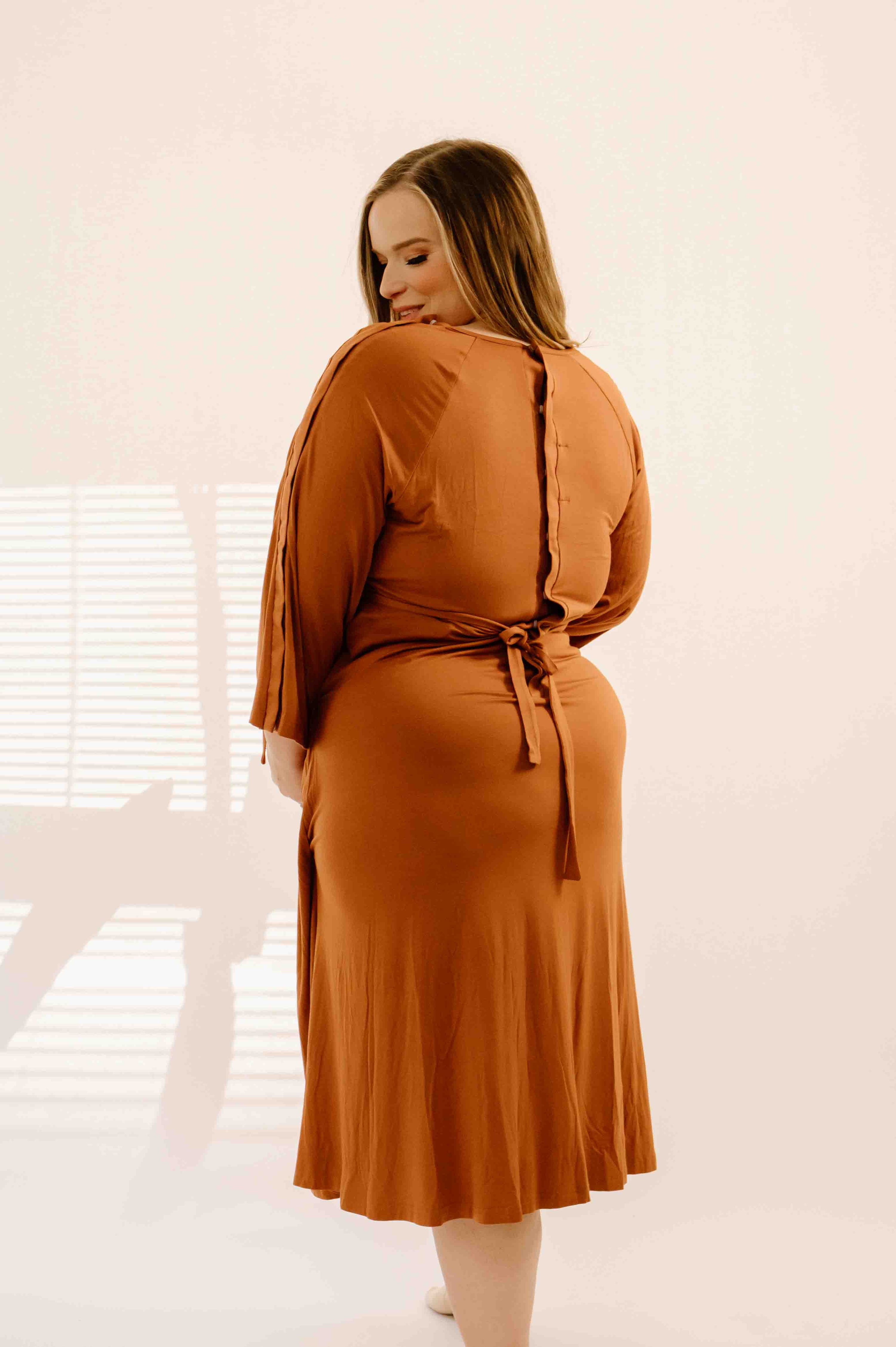 Amelia Labor & Postpartum Gown in Burnt Orange