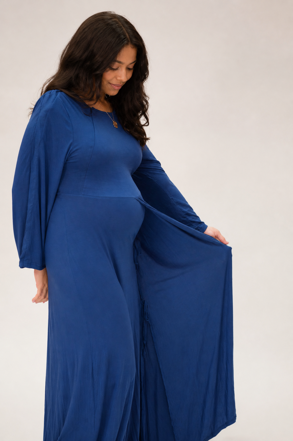 Nadia Labor & Postpartum Gown in Midnight Blue