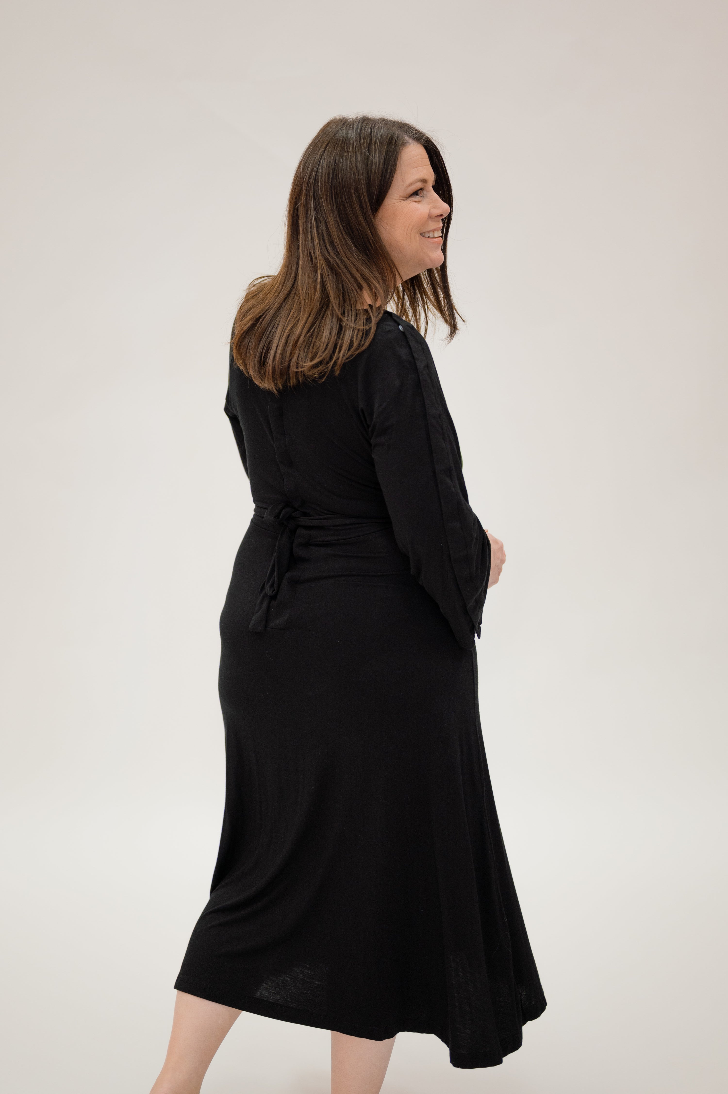 Amelia Labor & Postpartum Gown in Black