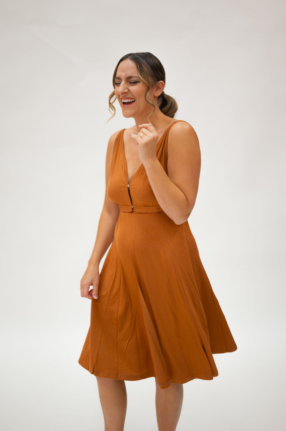 Juliet Labor & Postpartum Gown in Burnt Orange