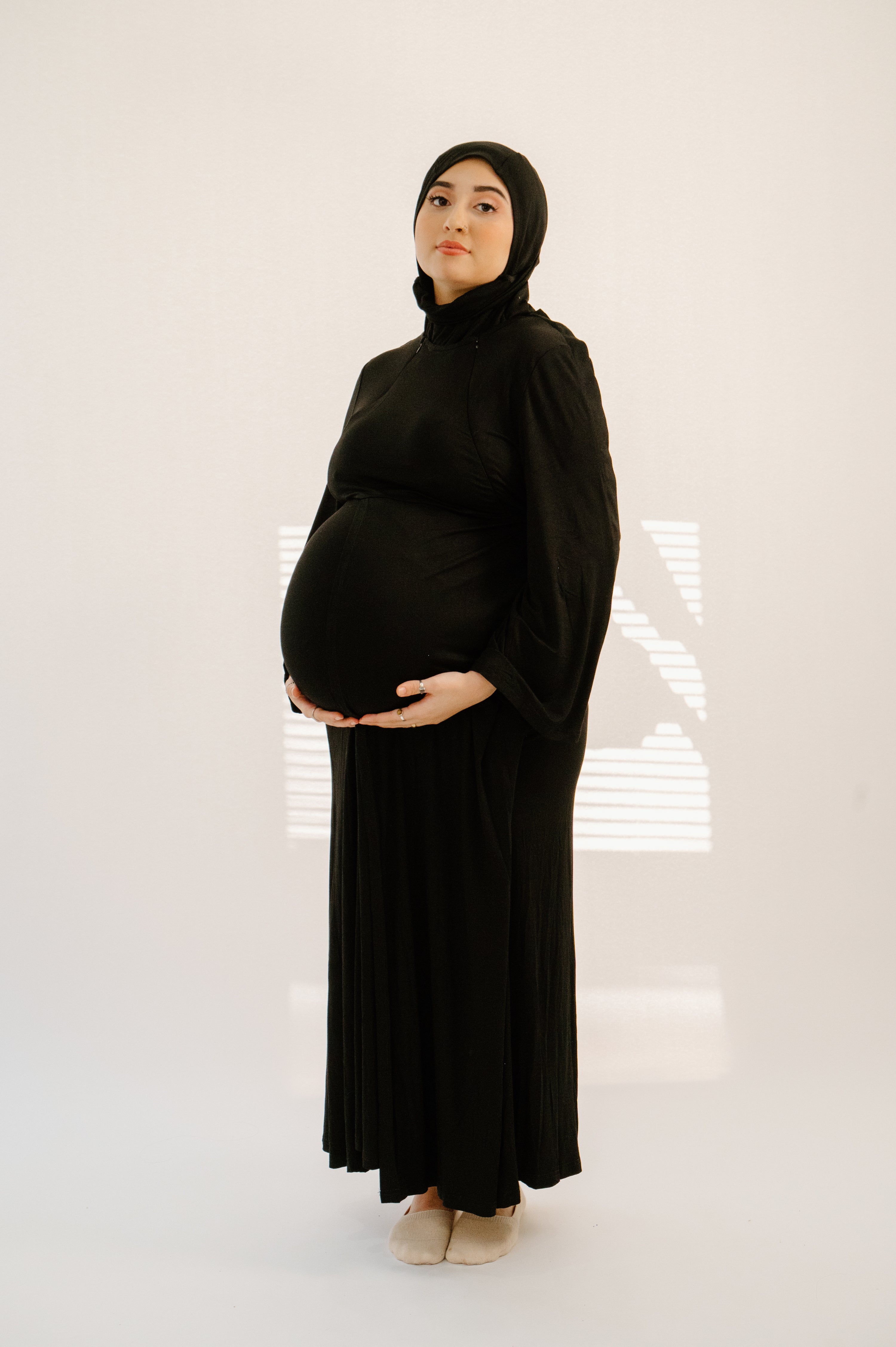 Nadia Labor & Postpartum Gown in Black